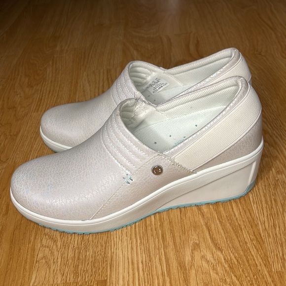 Infinity by Cherokee Clogs (WORN ONCE) - Picture 3 of 5